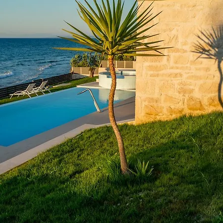 Villa Perla Beach