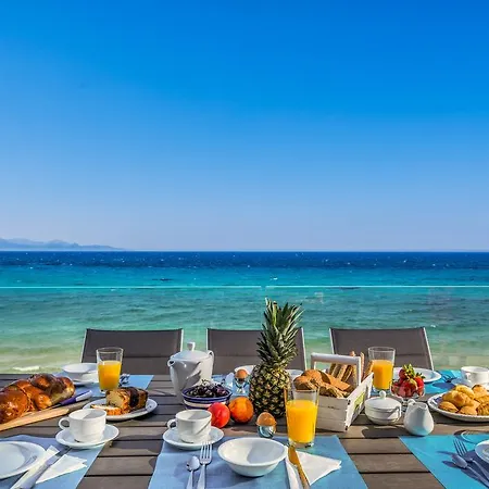 Villa Perla Beach