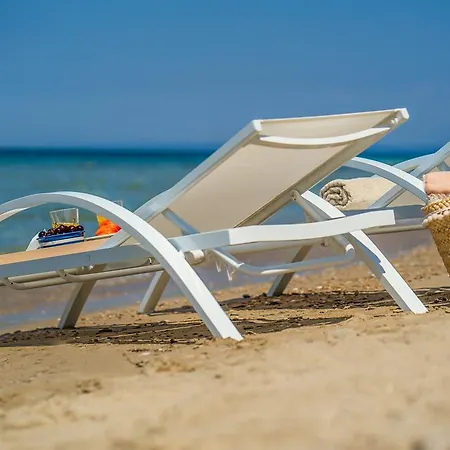 Perla Beach
